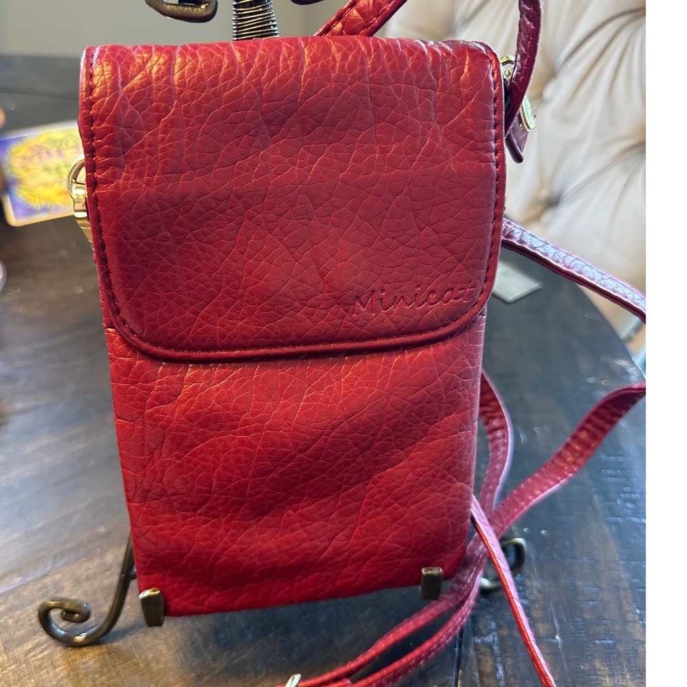 Minicat Red Small Crossbody Cell‎ Phone Purse Vegan Leather Travel Bag Gold Tone